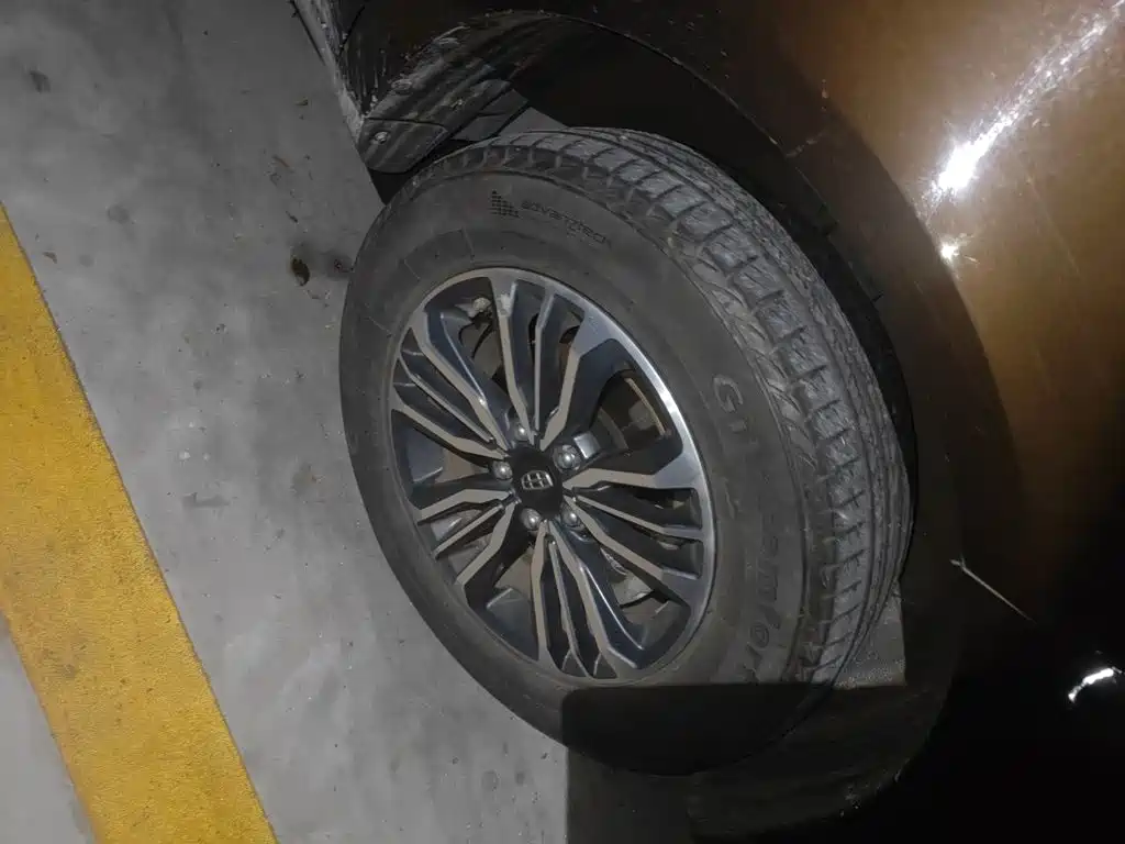 Geely Vision X6 — миниатюра 8