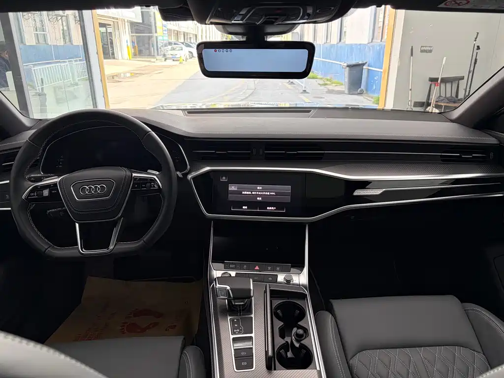 Audi A7L 45 TFSI quattro RS Kit Racing Edition, фото 10