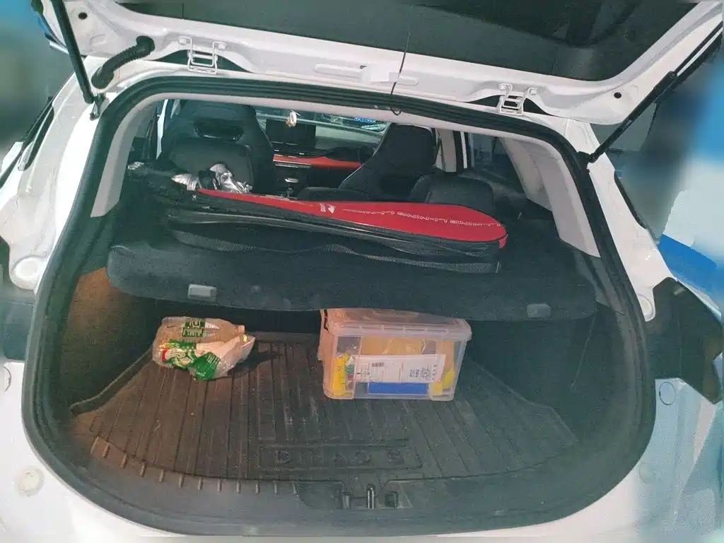 Geely Emgrand S — миниатюра 10
