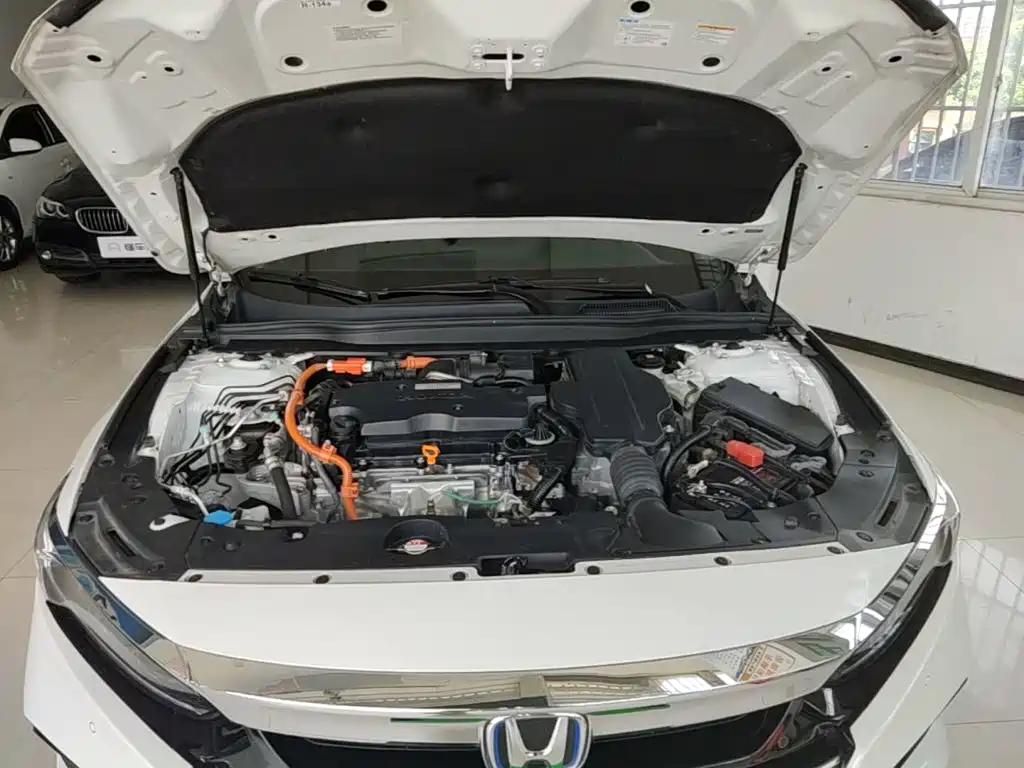 Honda Accord — миниатюра 16