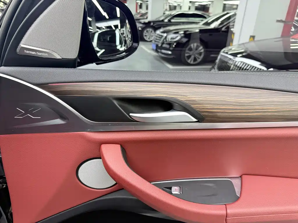 BMW X3 — миниатюра 10