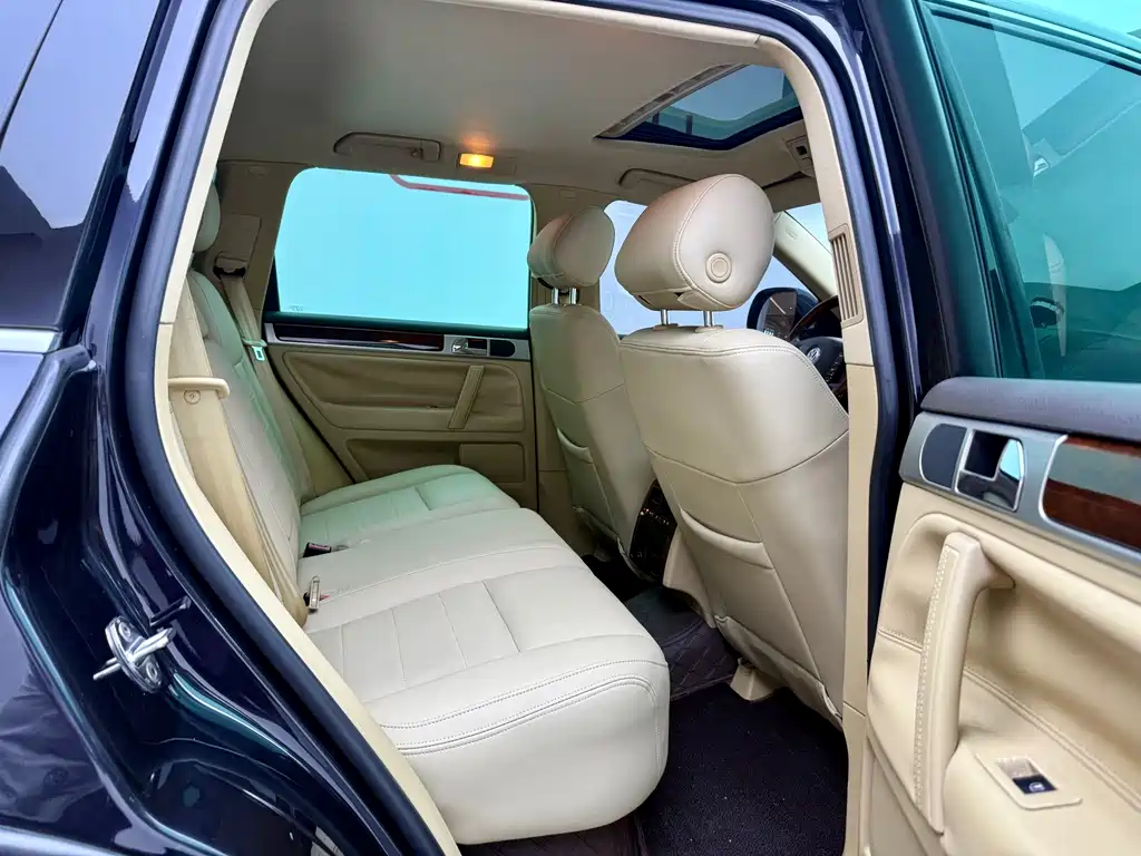 Volkswagen Touareg — миниатюра 7
