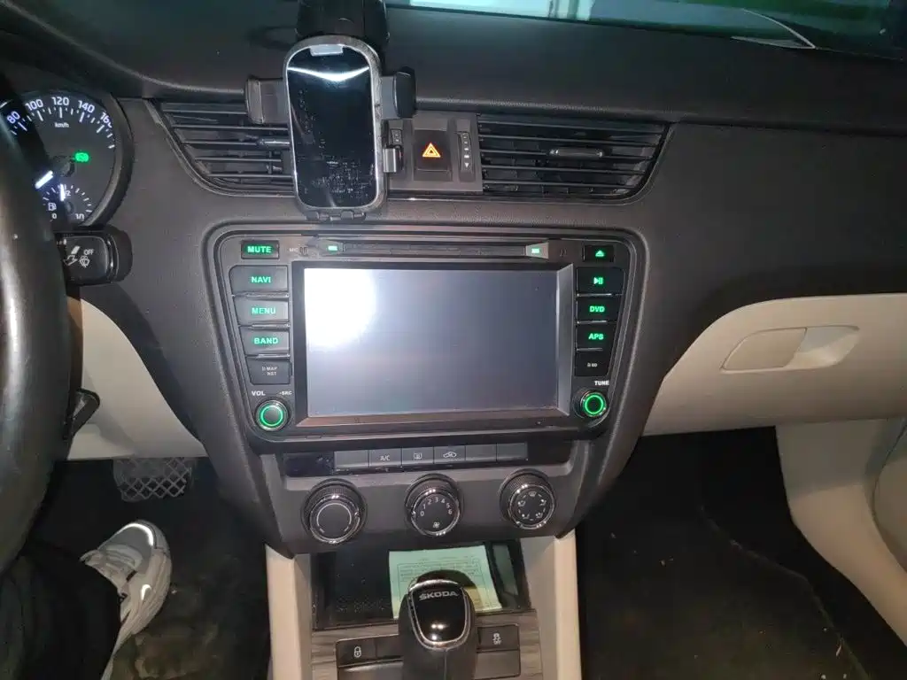 Skoda Octavia — миниатюра 6