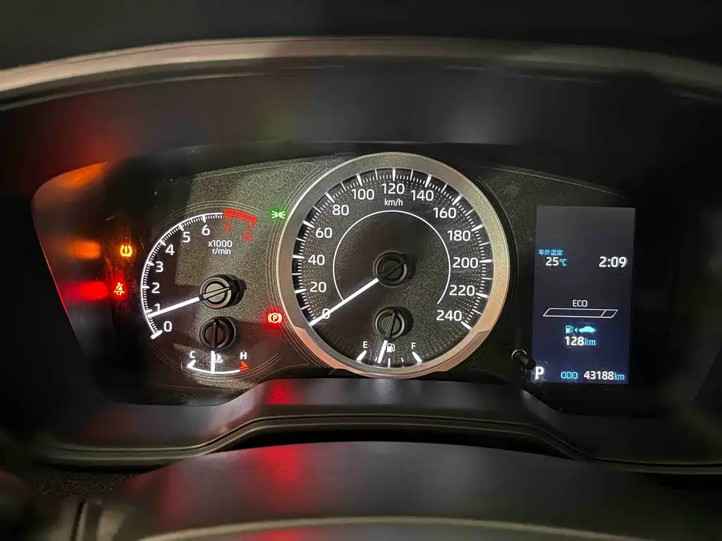 Toyota Frontlander — миниатюра 27