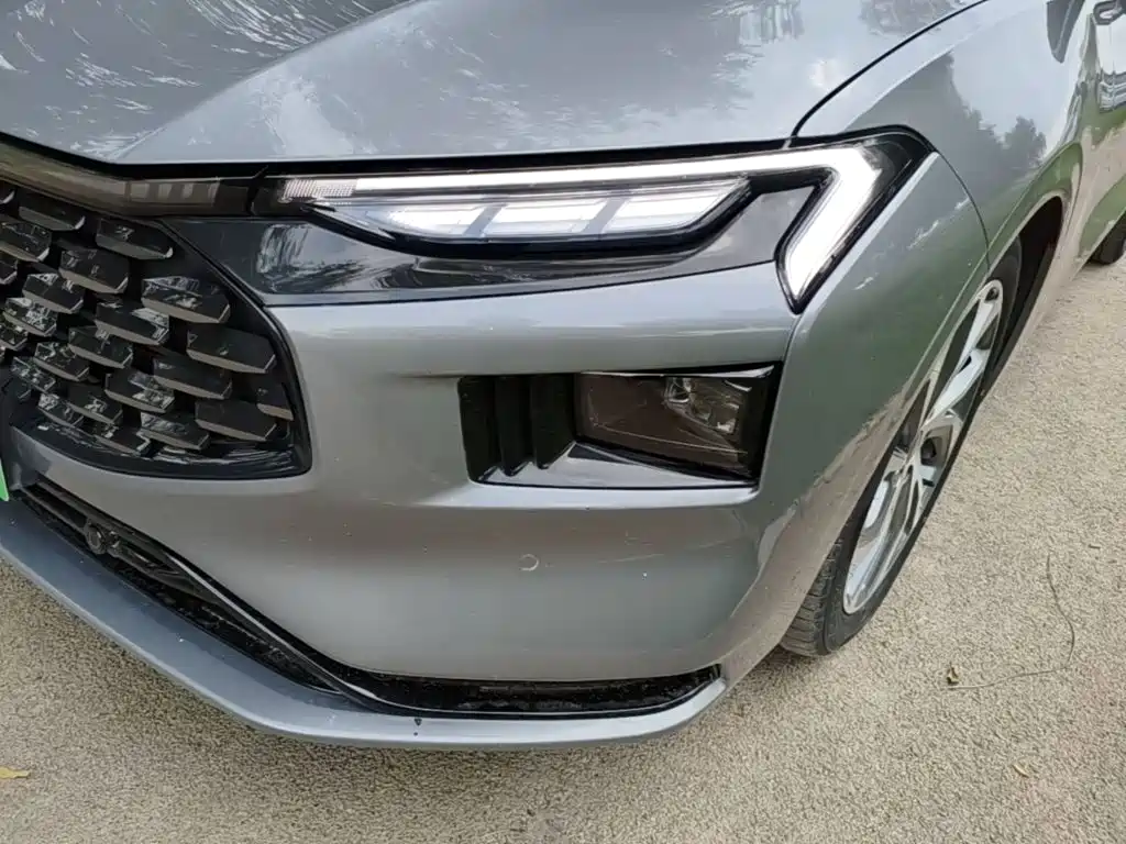 Ford Mondeo — миниатюра 24