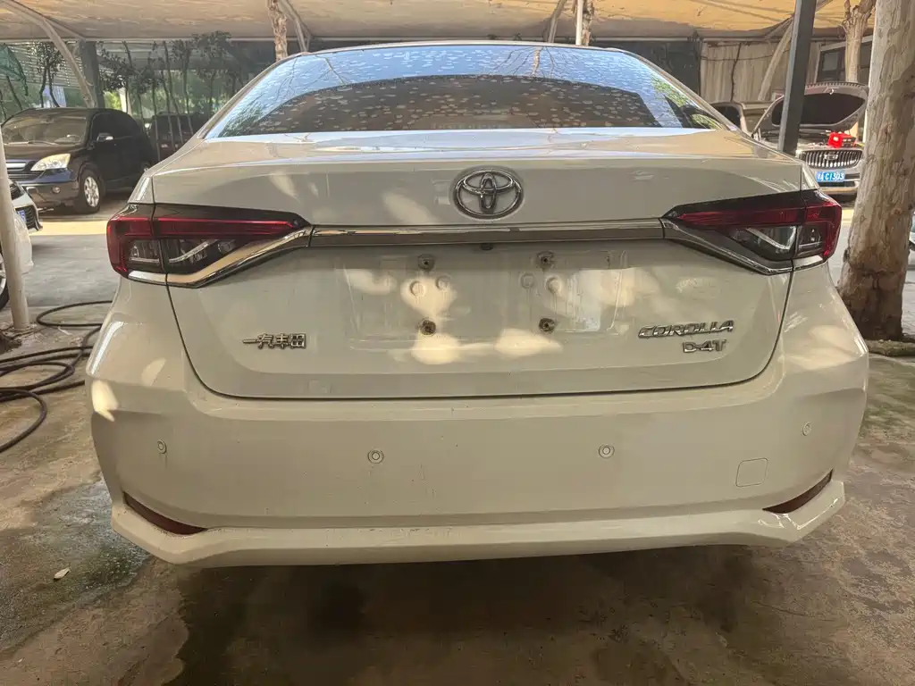 Toyota Corolla — миниатюра 11