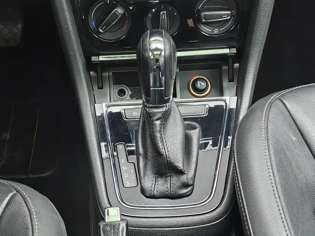 Volkswagen Bora — миниатюра 13