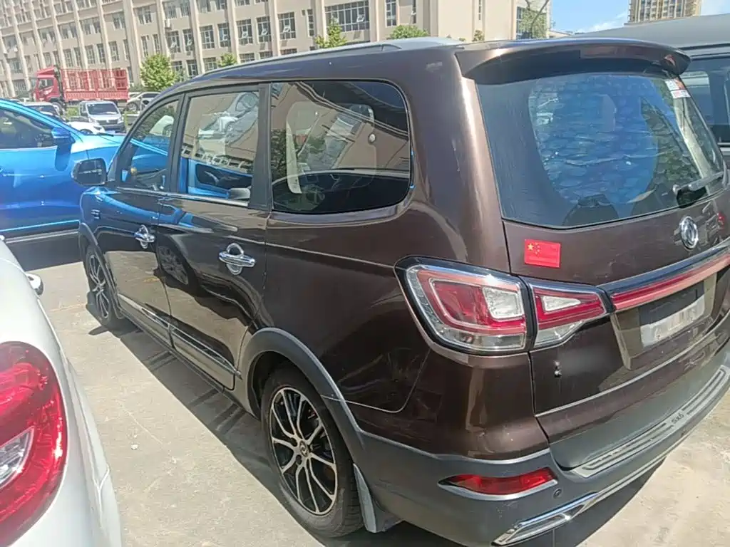 Fengxing Fengxing SX6 — миниатюра 5