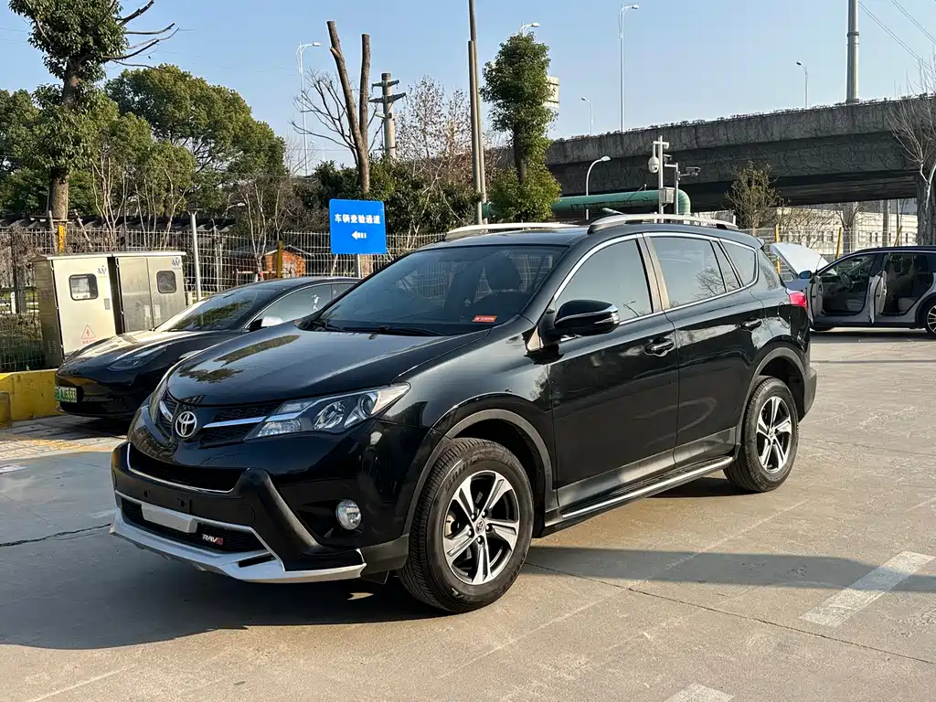 TOYOTA RAV4 RONGFANG