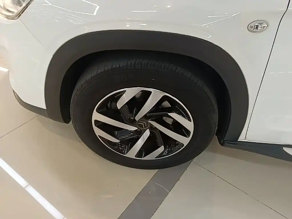 Citroen C3-XR — миниатюра 23