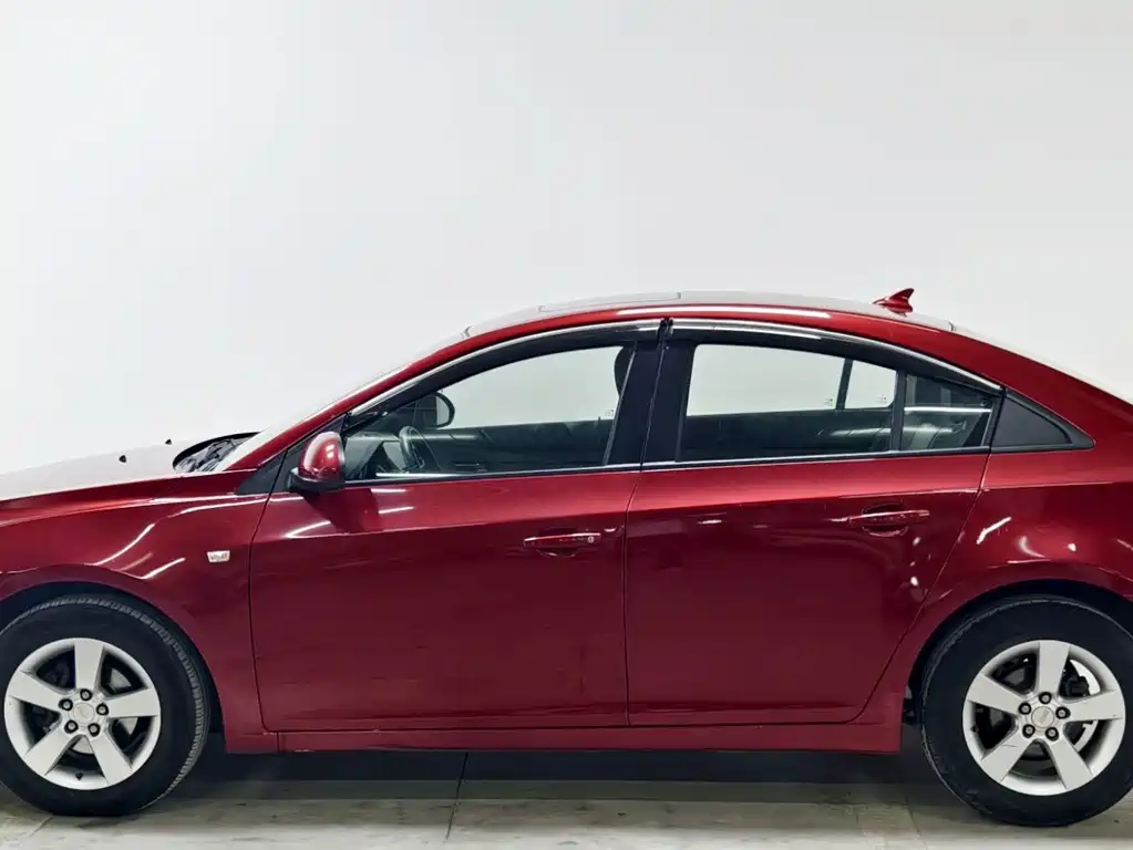 Chevrolet Cruze — миниатюра 7