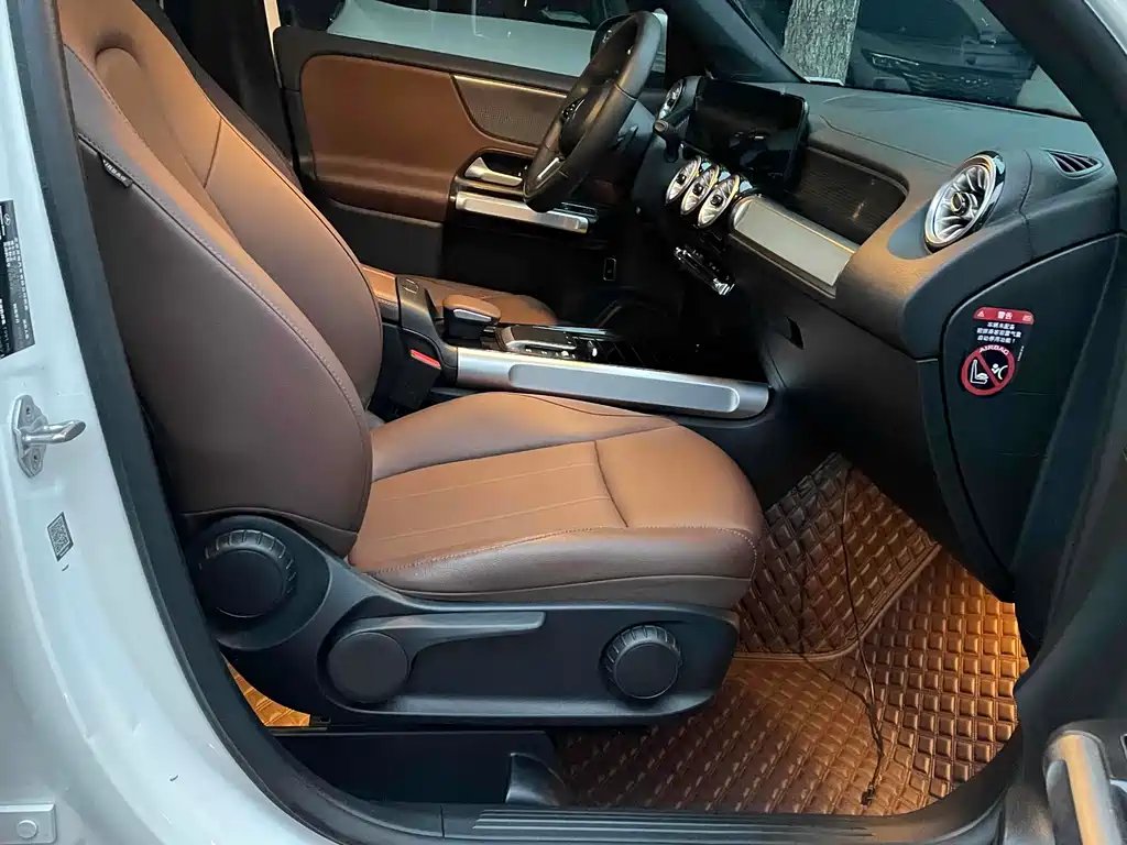 Mercedes-Benz GLB 2022 GLB 220
