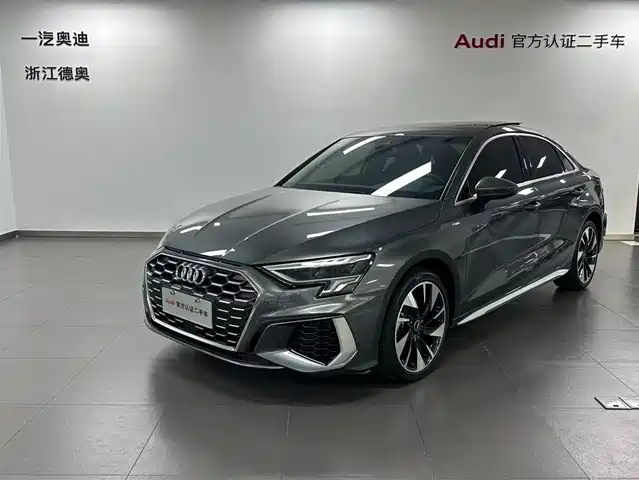 AUDI  A3 2023