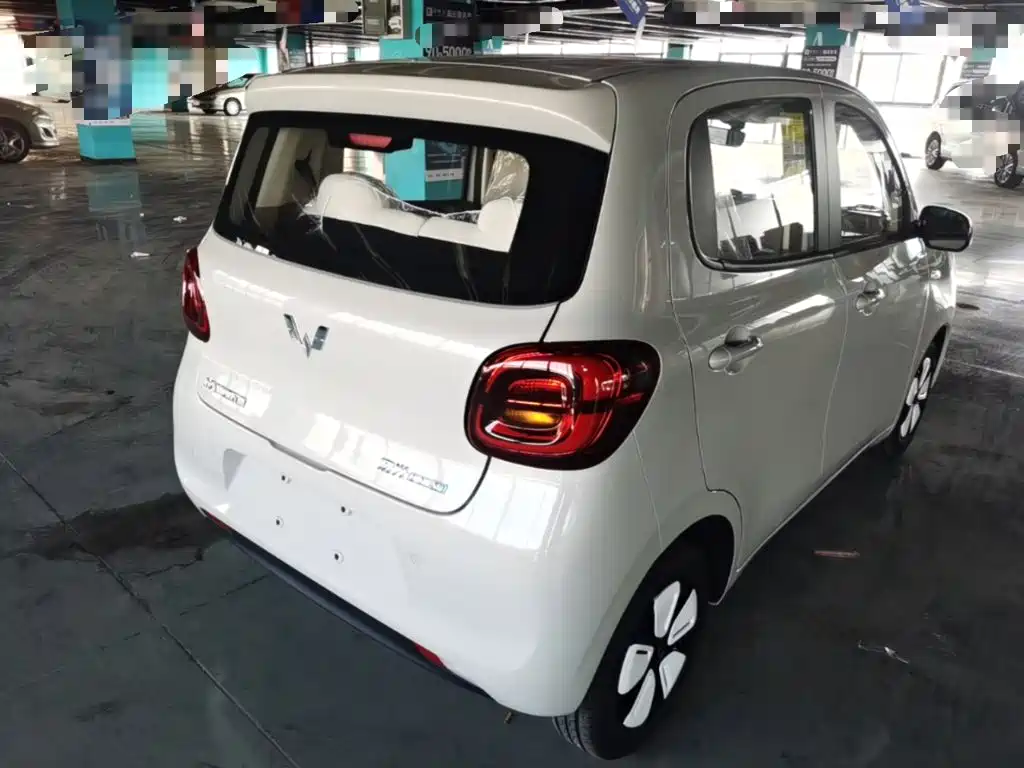 Wuling MINIEV — миниатюра 7