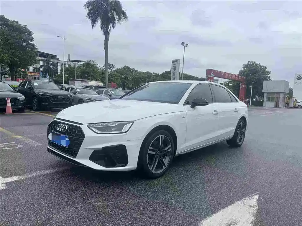 Audi A4L 2022 40 TFSI Luxury Dynamic Type