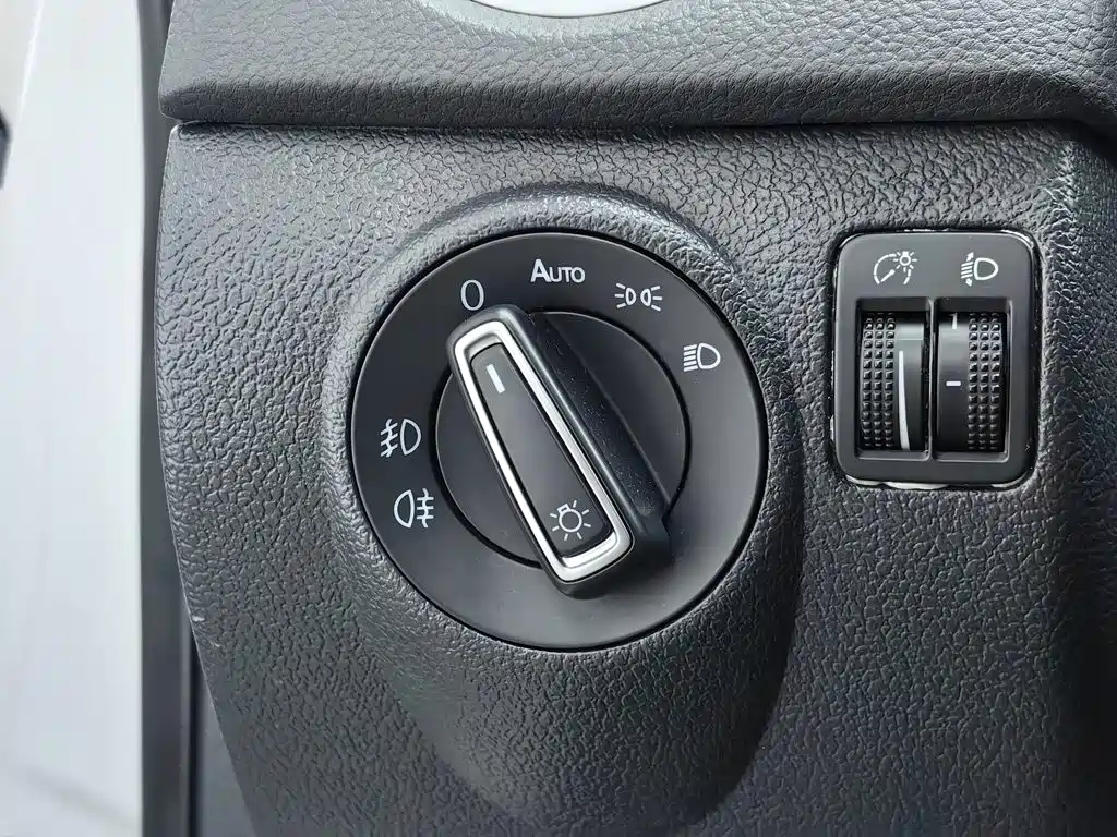 Volkswagen Tiguan — миниатюра 21