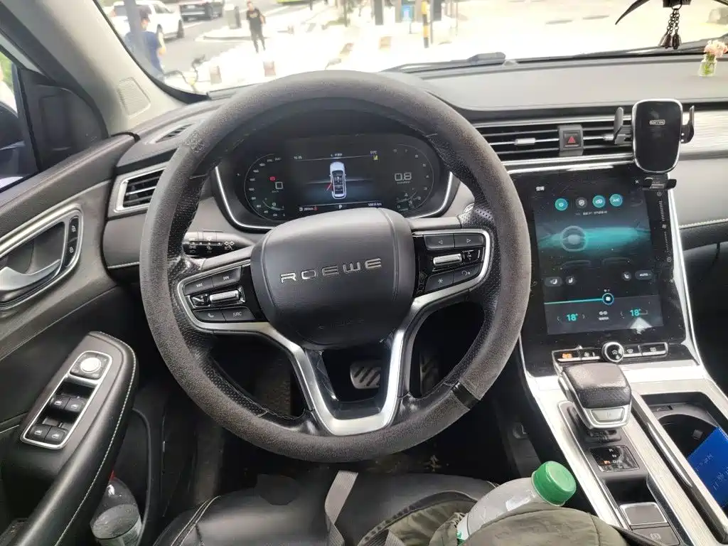 Roewe RX5 — миниатюра 6