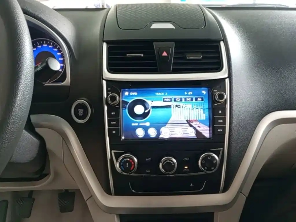 Geely Emgrand — миниатюра 13