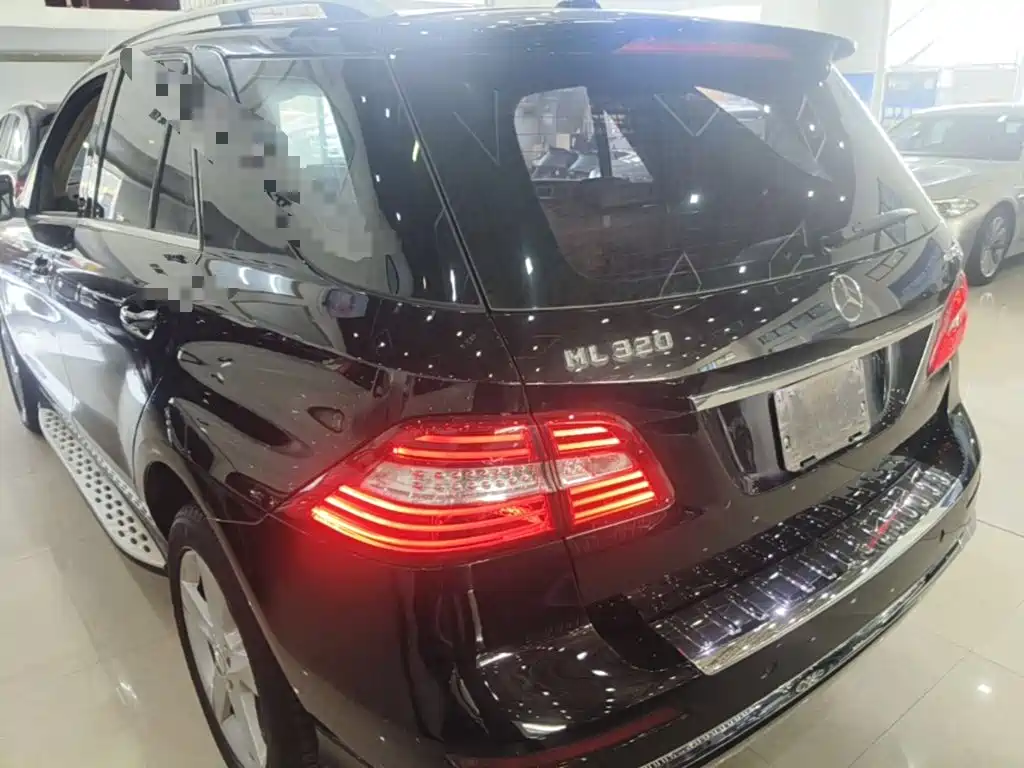 Mercedes-Benz M-Class — миниатюра 5