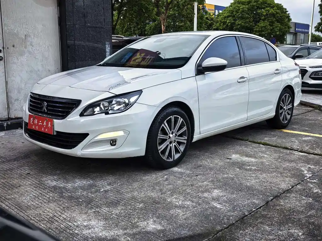 Peugeot 408