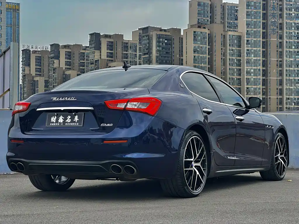 MASERATI GHIBLI