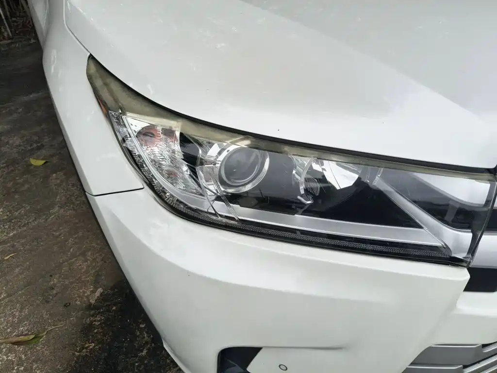 Toyota Highlander — миниатюра 7