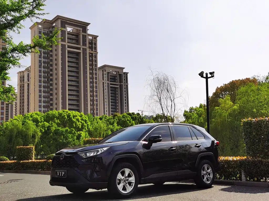 Toyota RAV4 2023
