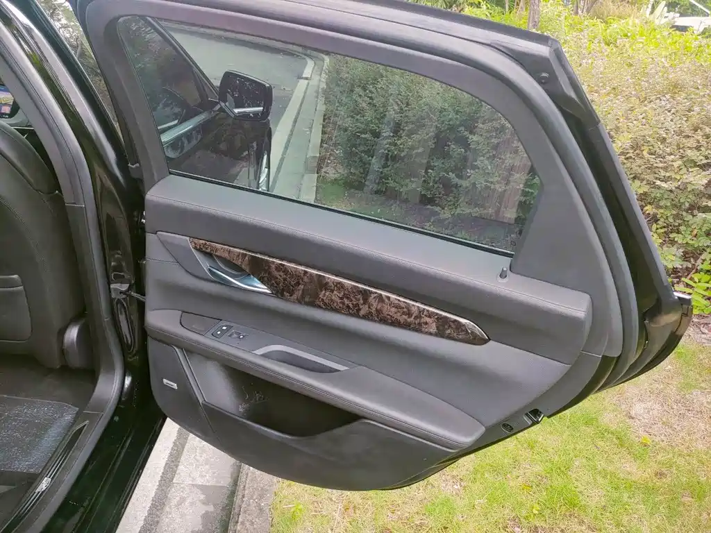Cadillac CT6 — миниатюра 23