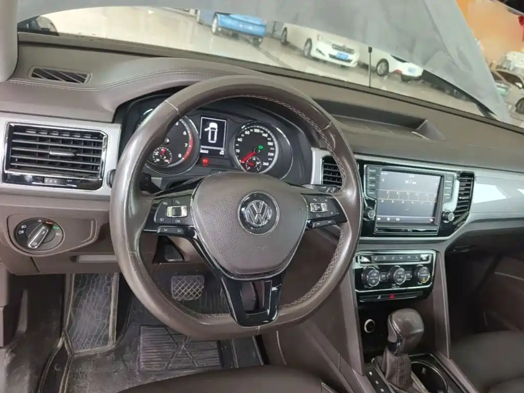 Volkswagen Teramont — миниатюра 7