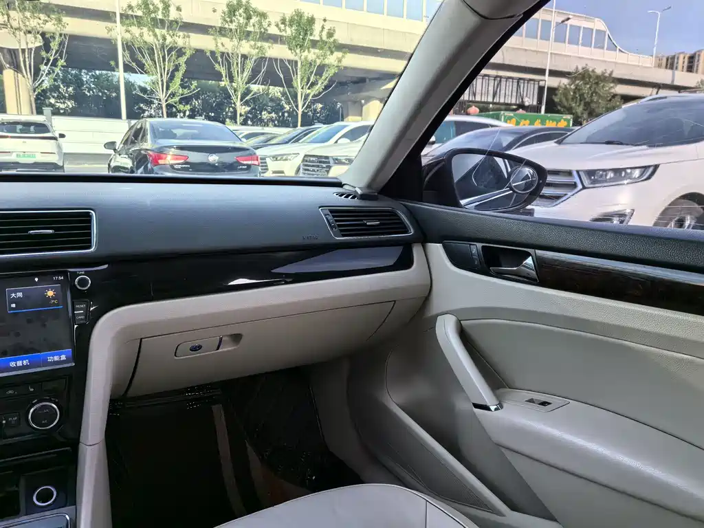 Volkswagen Passat 2013 1.8TSI DSG