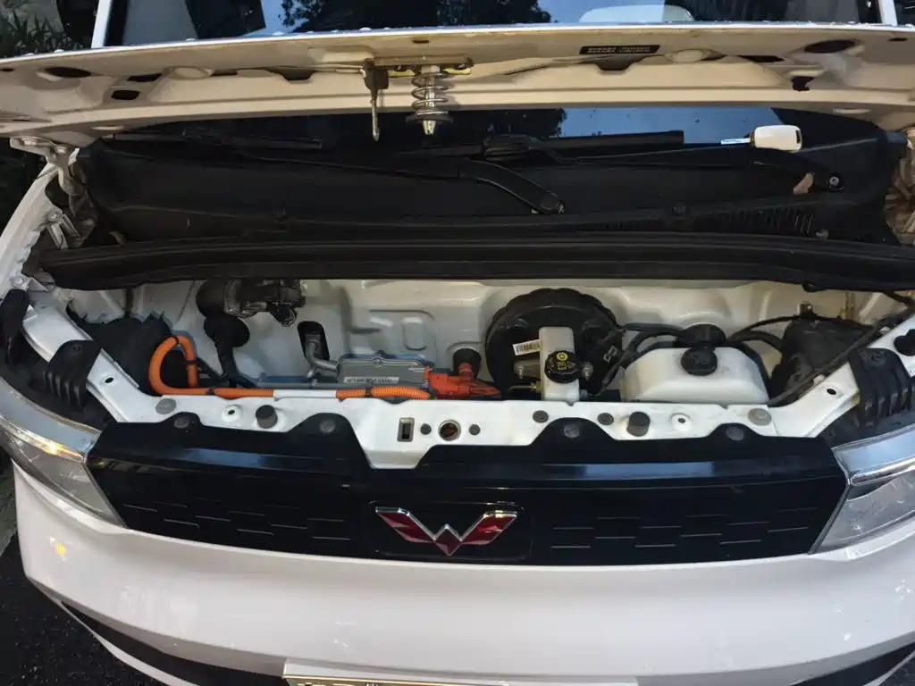 Wuling MINIEV — миниатюра 16