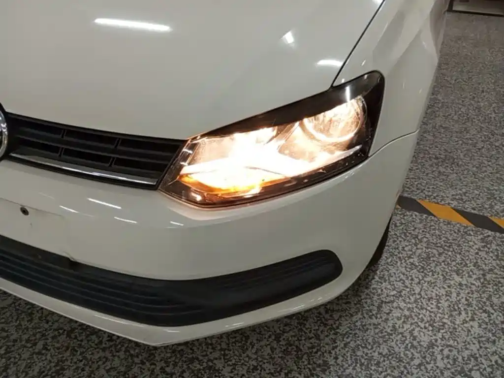 Volkswagen Polo — миниатюра 24