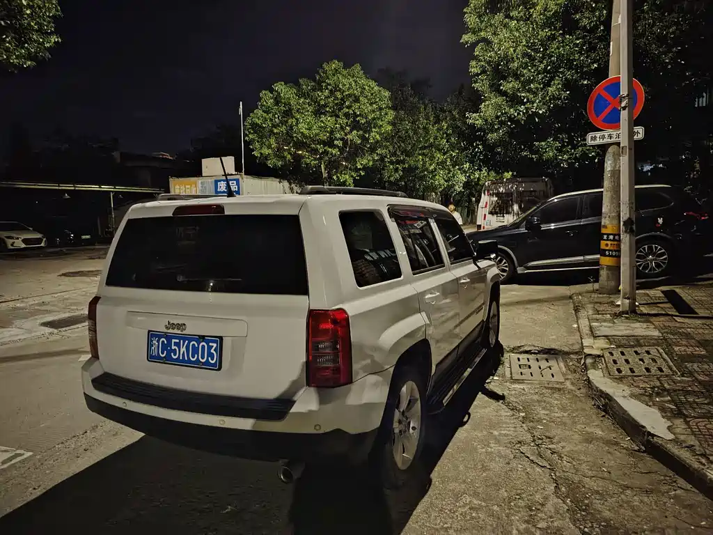 Jeep Patriot — миниатюра 8
