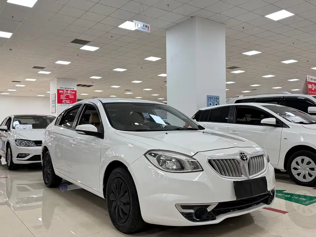 Zhonghua H330 — миниатюра 2