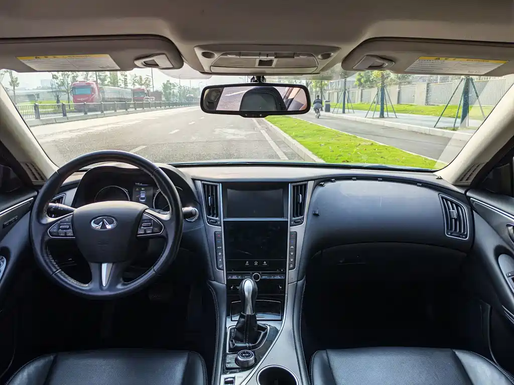Infiniti Q50 — миниатюра 16