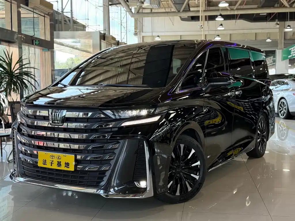 Toyota Vellfire 2024
