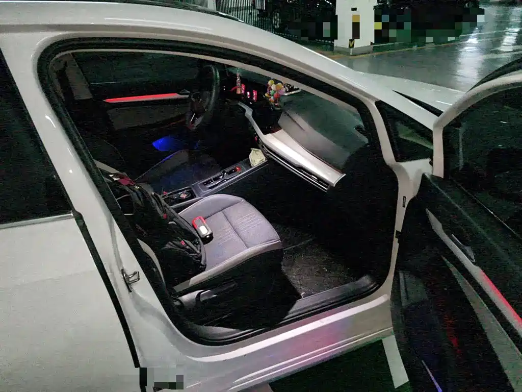 Volkswagen Golf — миниатюра 22