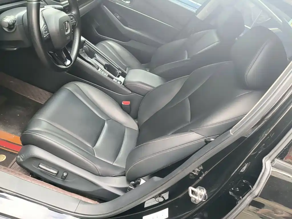 Honda Accord — миниатюра 15