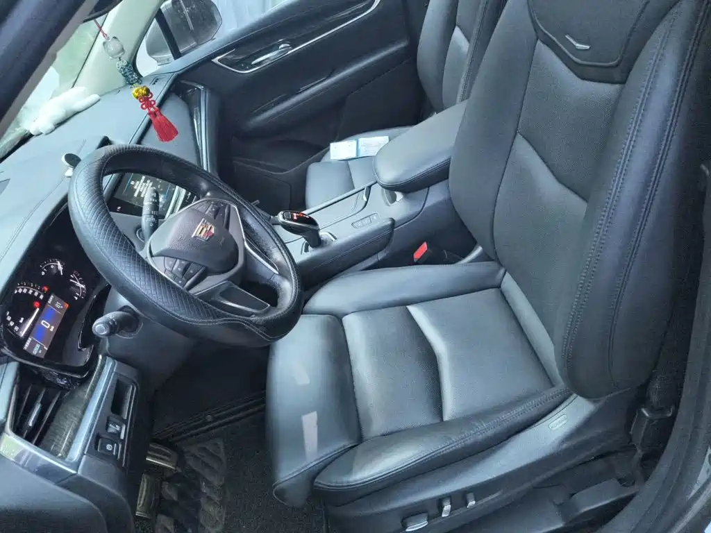 Cadillac XT5 — миниатюра 8