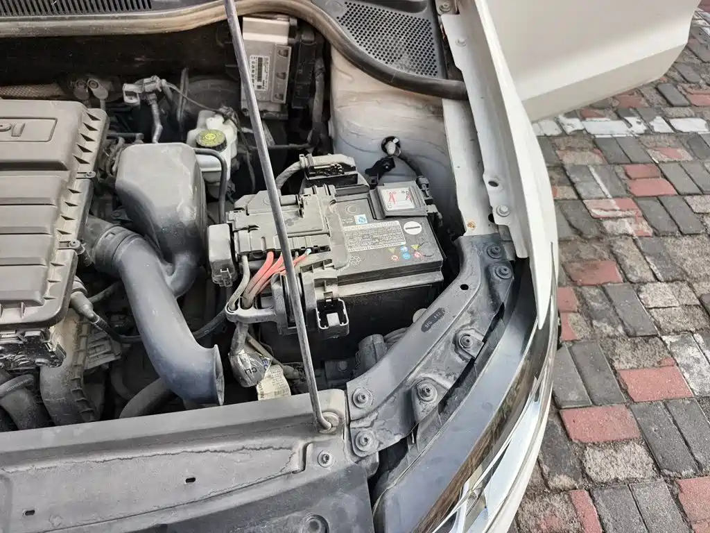 Volkswagen Polo — миниатюра 21
