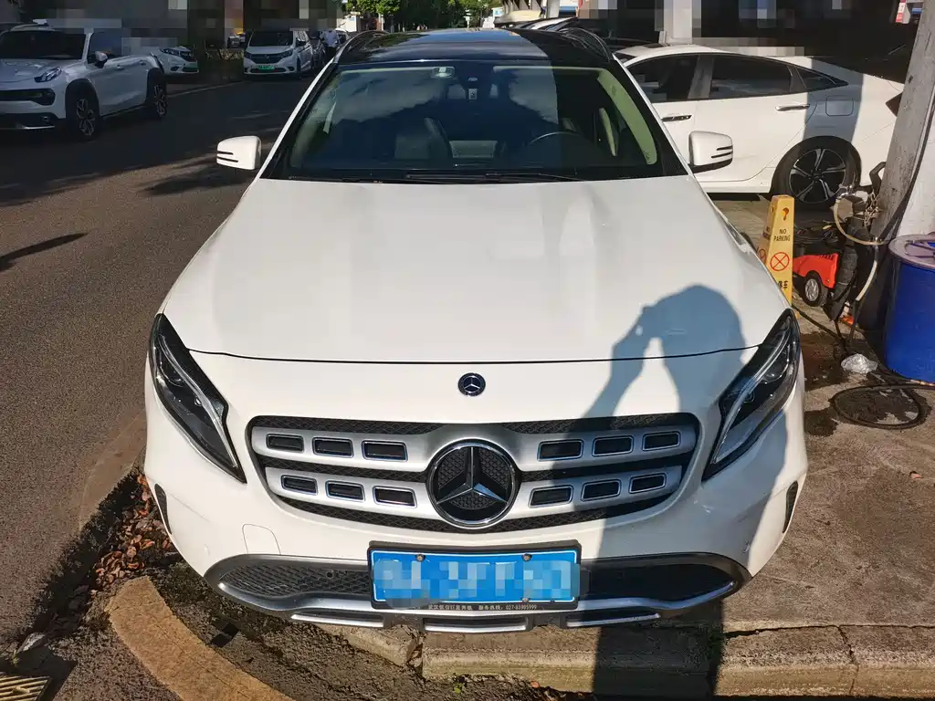 Mercedes-Benz GLA — миниатюра 2