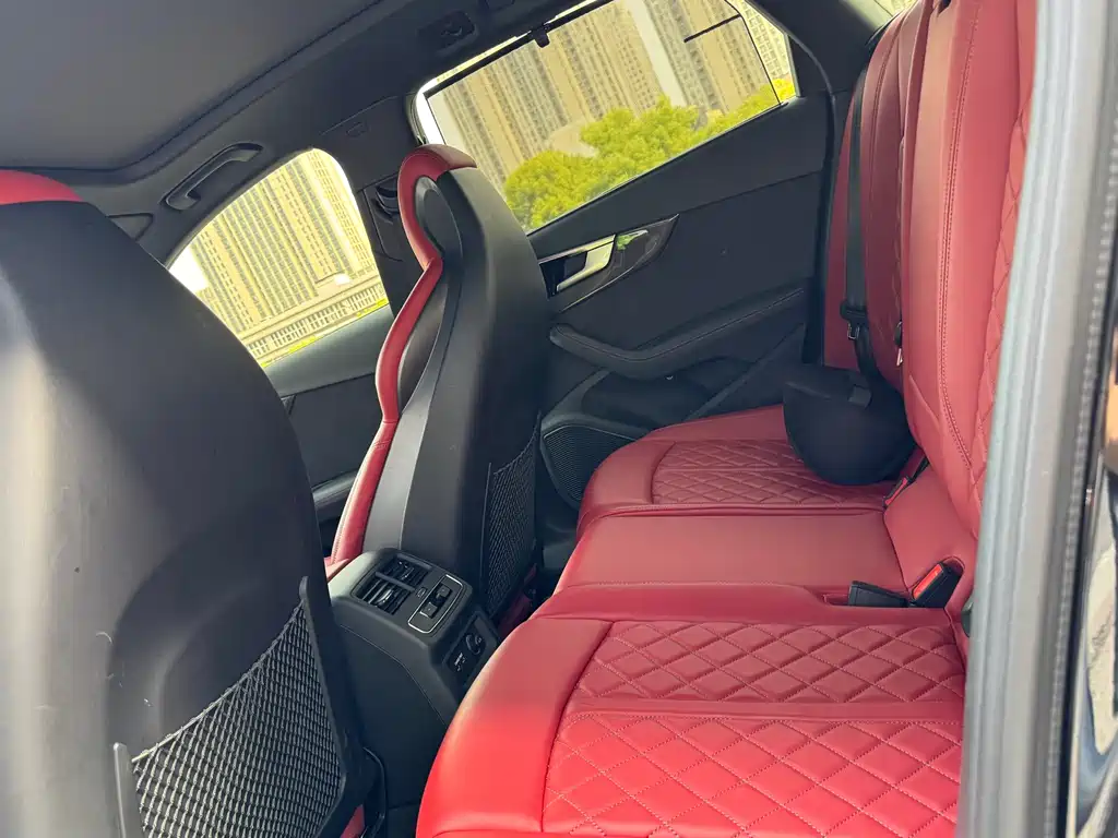 Audi S4 2024 S4 Avant 3.0TFSI