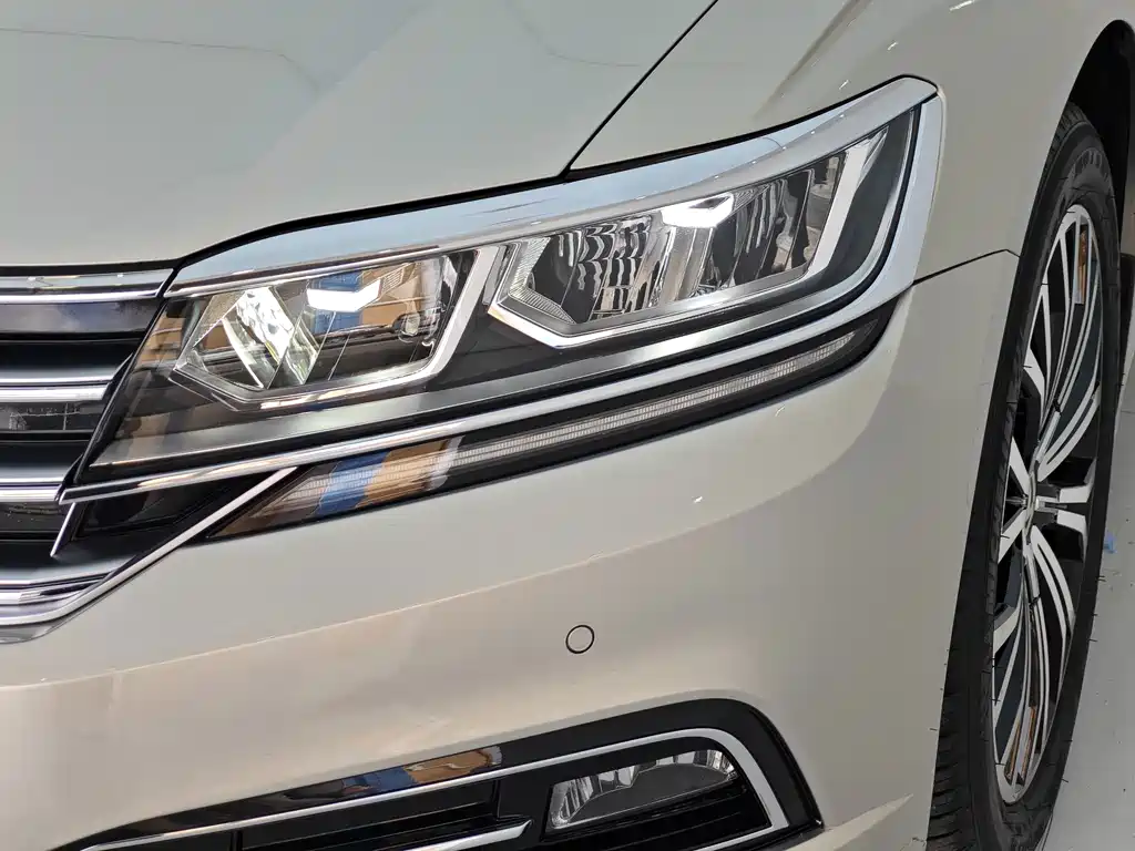 Volkswagen Phideon — миниатюра 15