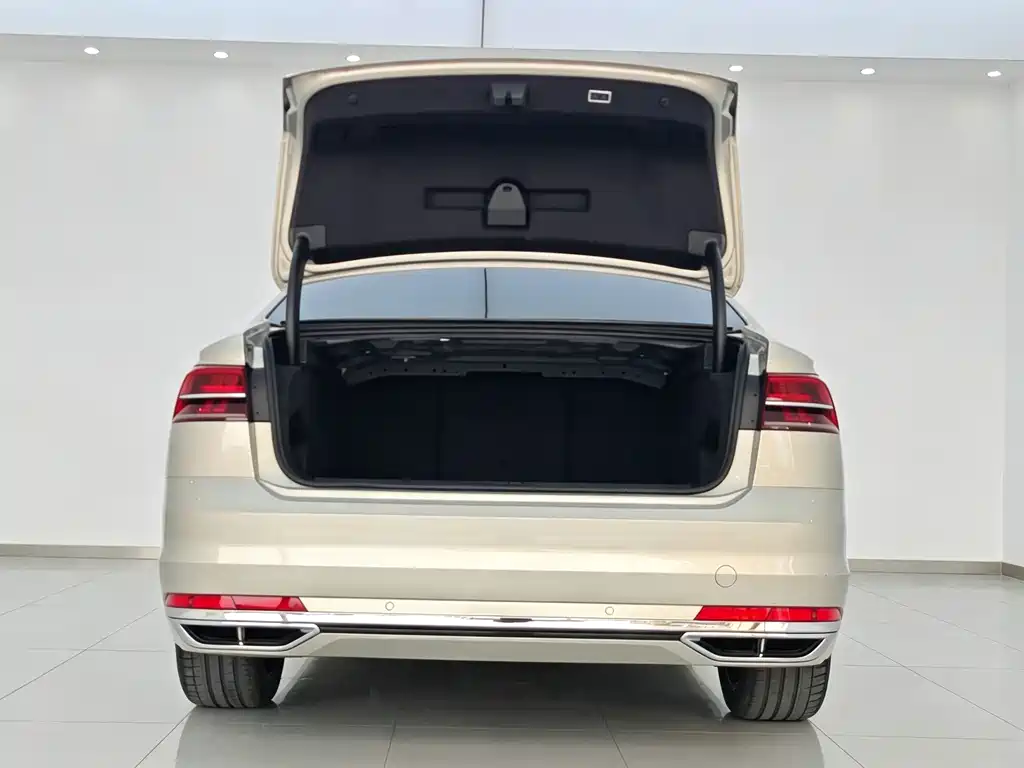 Volkswagen Phideon — миниатюра 13