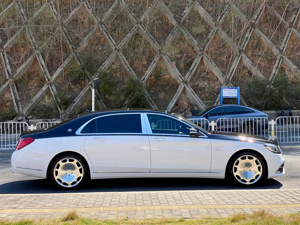 MERCEDES-BENZ MAYBACH S CLASS