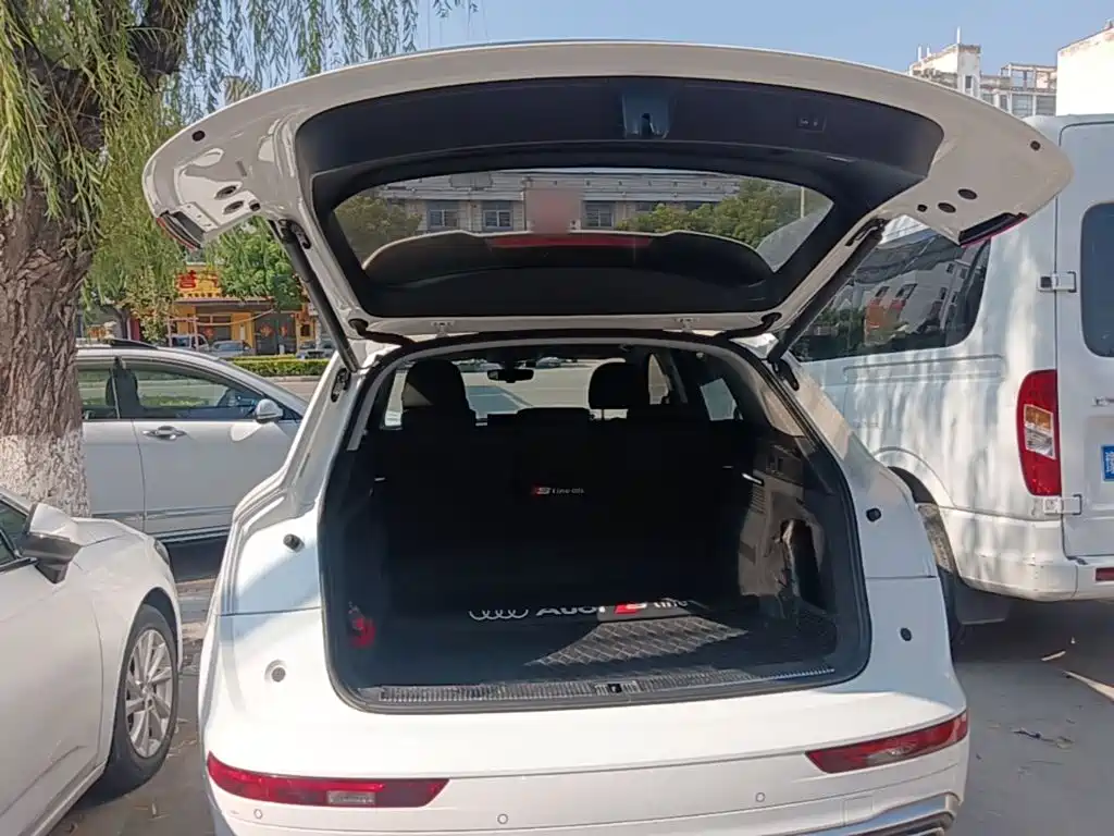 Audi Q5L — миниатюра 19