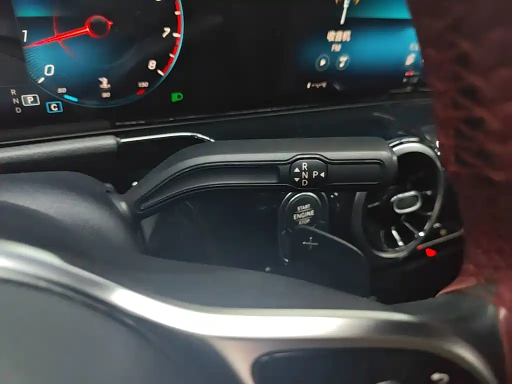 Mercedes-Benz GLA — миниатюра 14