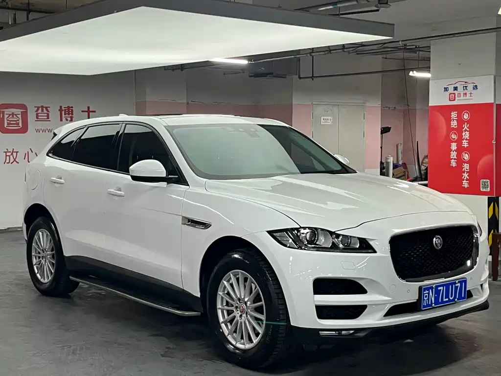 Jaguar F-Pace 2018 2.0T Premium