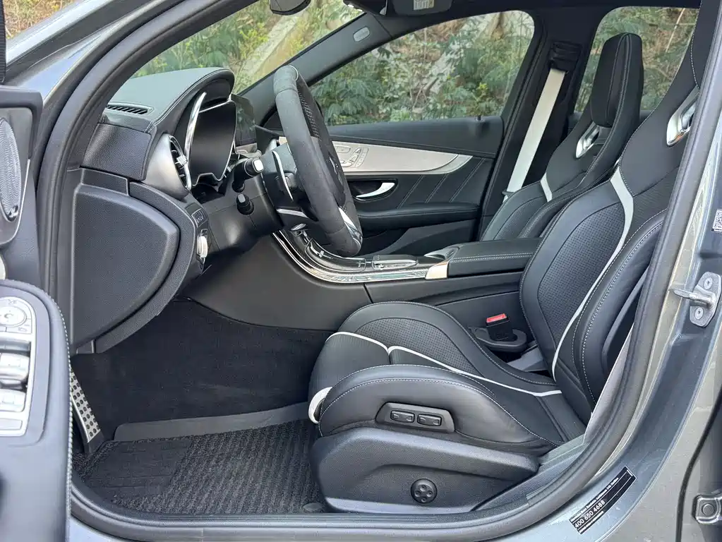 MERCEDES-BENZ C CLASS AMG