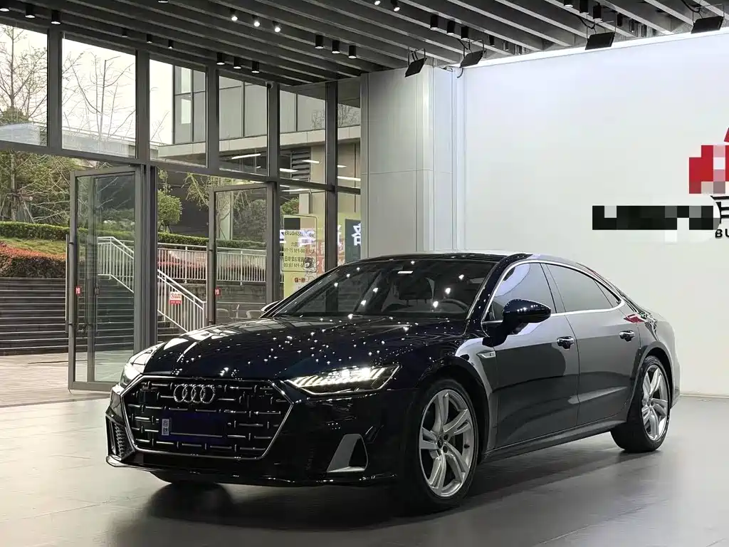 Audi A7L 2022